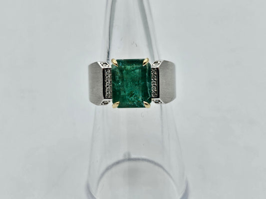 The Emerald Sovereign | 3.41ct Emerald & Diamond Men’s Ring