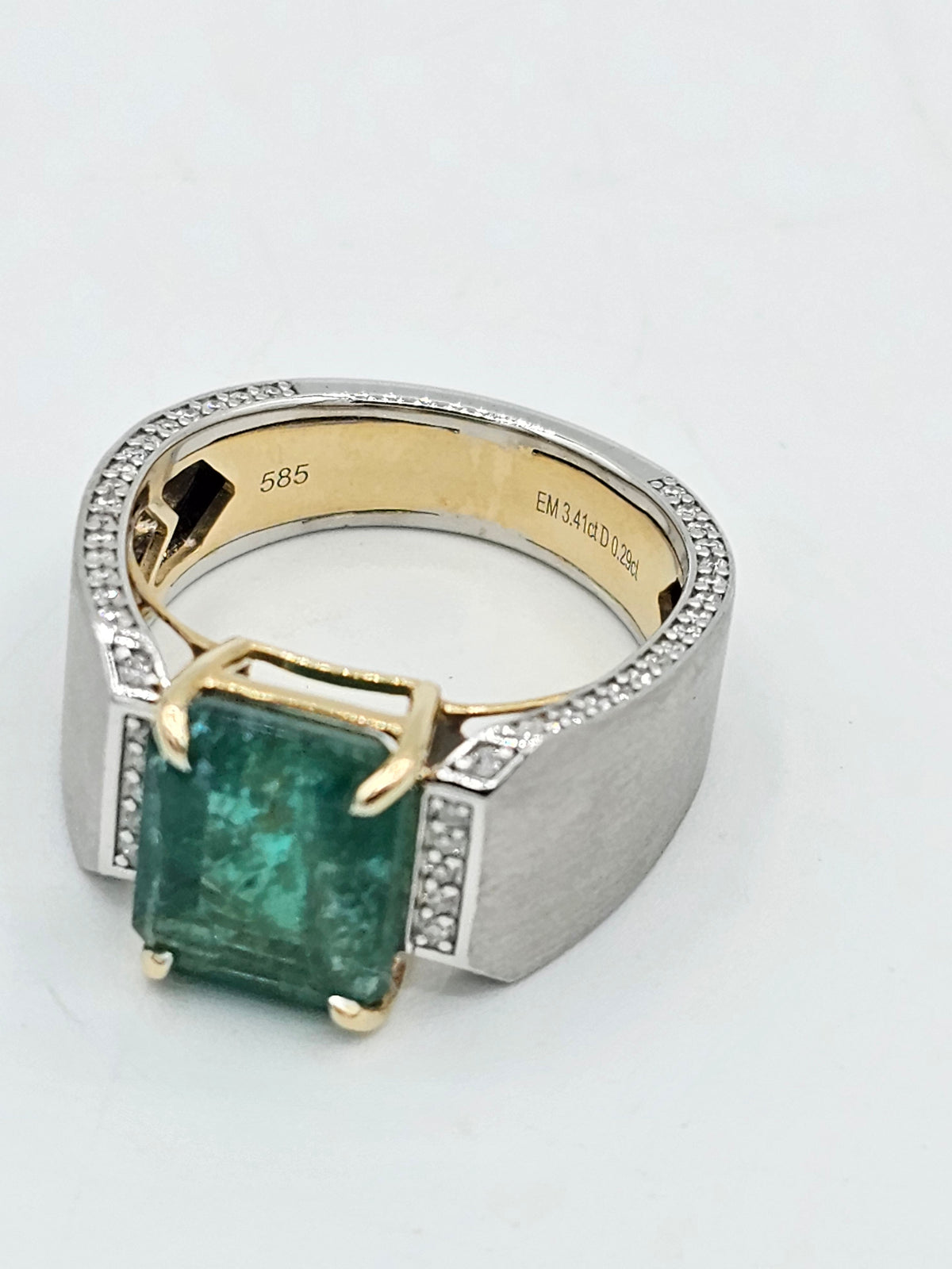 The Emerald Sovereign | 3.41ct Emerald & Diamond Men’s Ring
