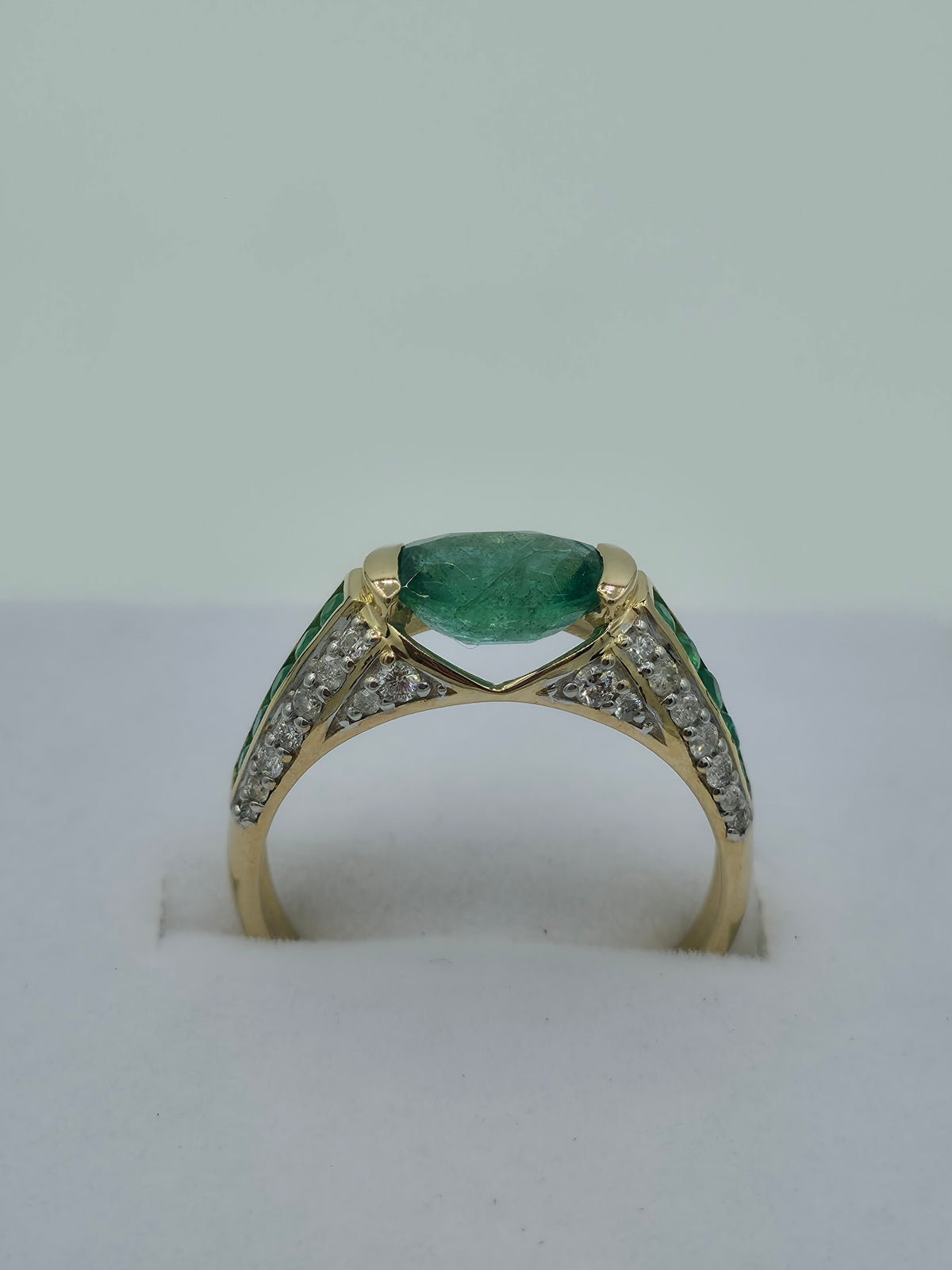 The Emerald Regent | 14ct Yellow Gold, Emerald & Diamond Ring