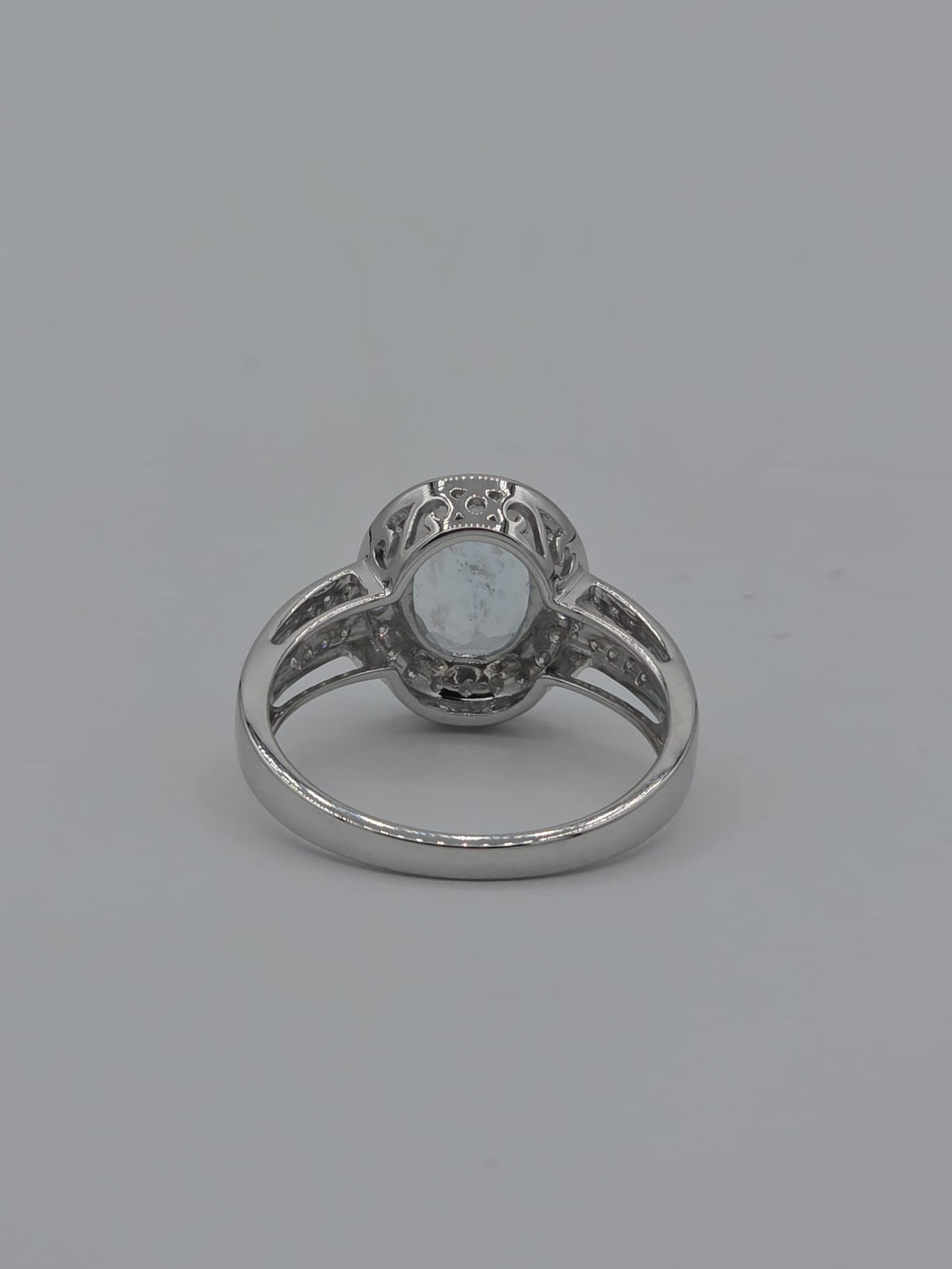 The Aquamarine Halo | 14ct White Gold, Aquamarine & Diamond Ring